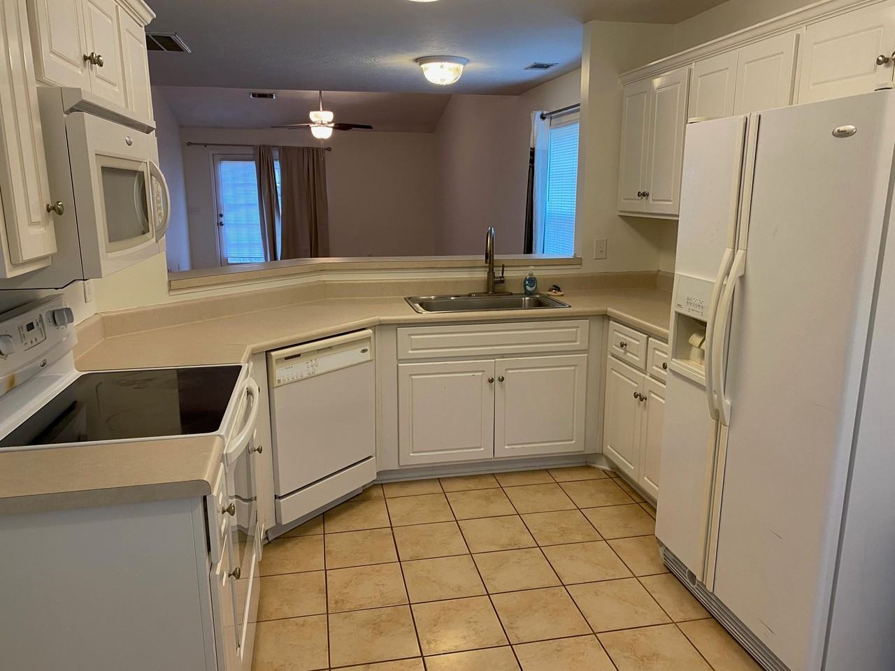 128 Photinia Dr - Photo 5 of 18