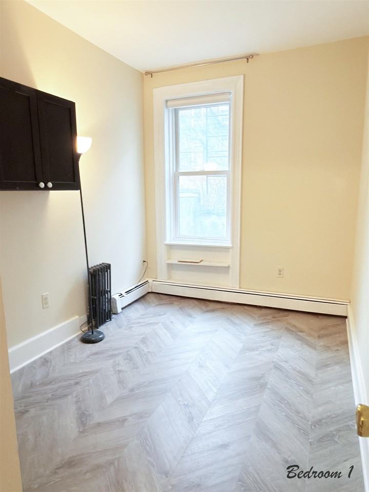 622 Park Ave ##1a - Photo 7 of 13