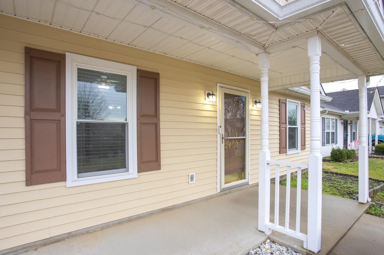 2727 Pepperdine Dr - Photo 2 of 29