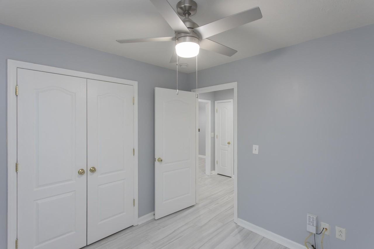 2727 Pepperdine Dr - Photo 3 of 29