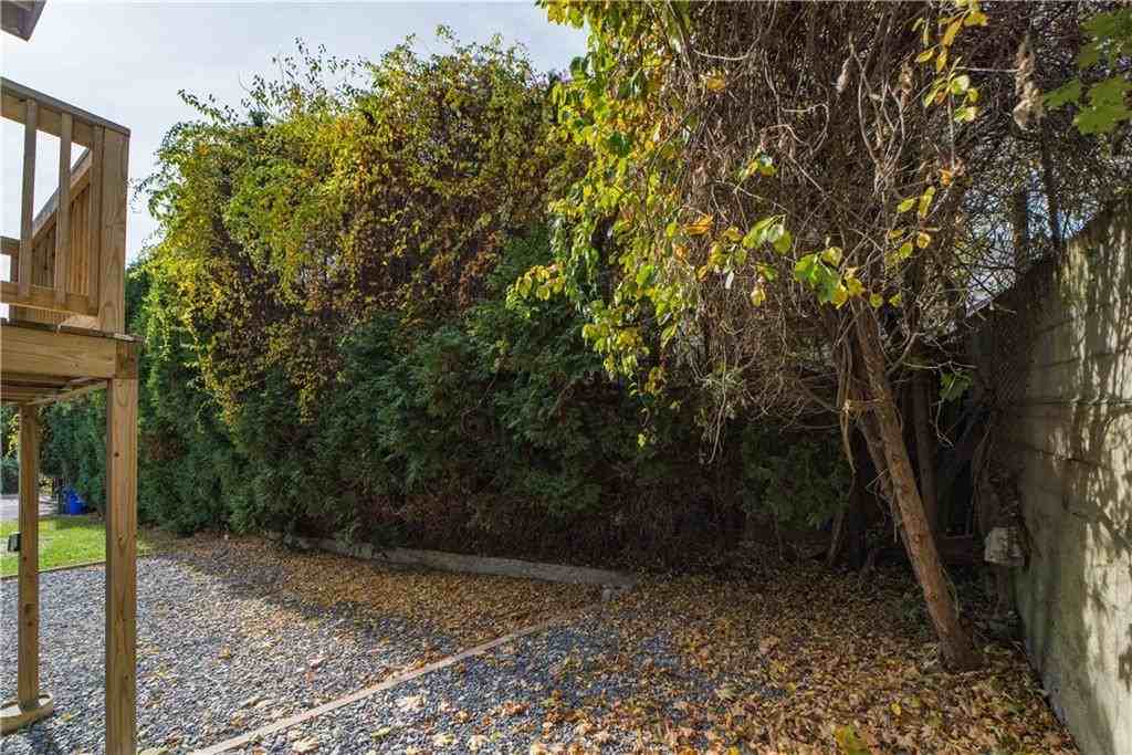 44 Hall St ##0 - Photo 4 of 31