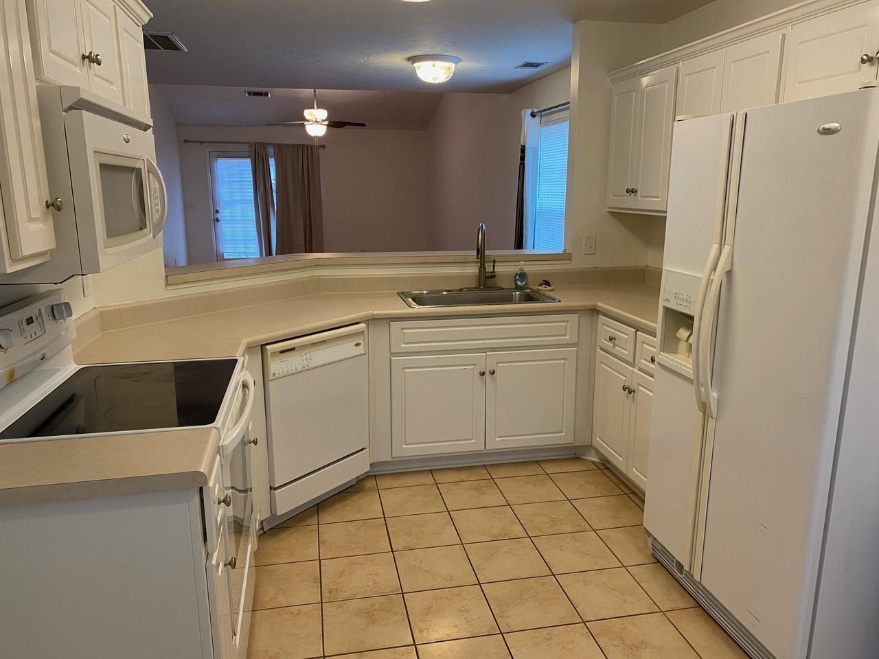 128 Photinia Dr - Photo 5 of 18