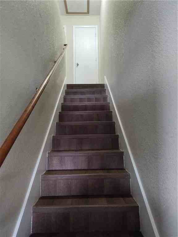 9 W Rainsong St - Photo 2 of 11