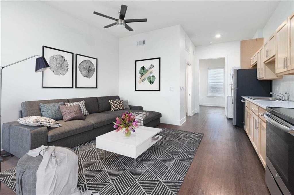 726 E Emma Ave #101 - Photo 2 of 10