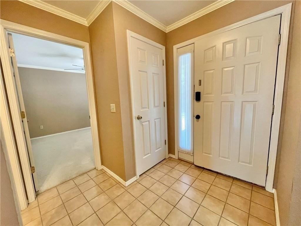 12 Walter Dr - Photo 7 of 28