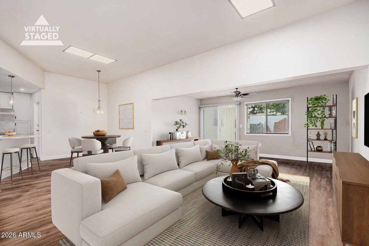 16635 N 103rd Ave - Photo 2 of 30