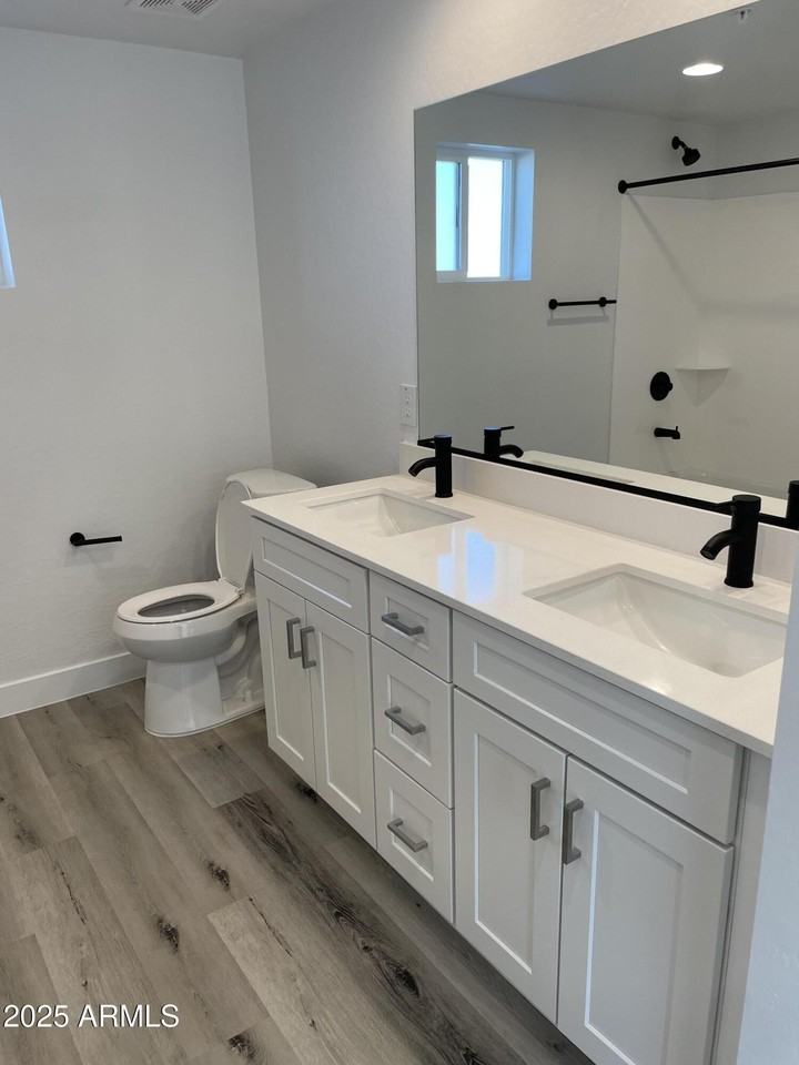 1457 E Taylor St #6 - Photo 5 of 12