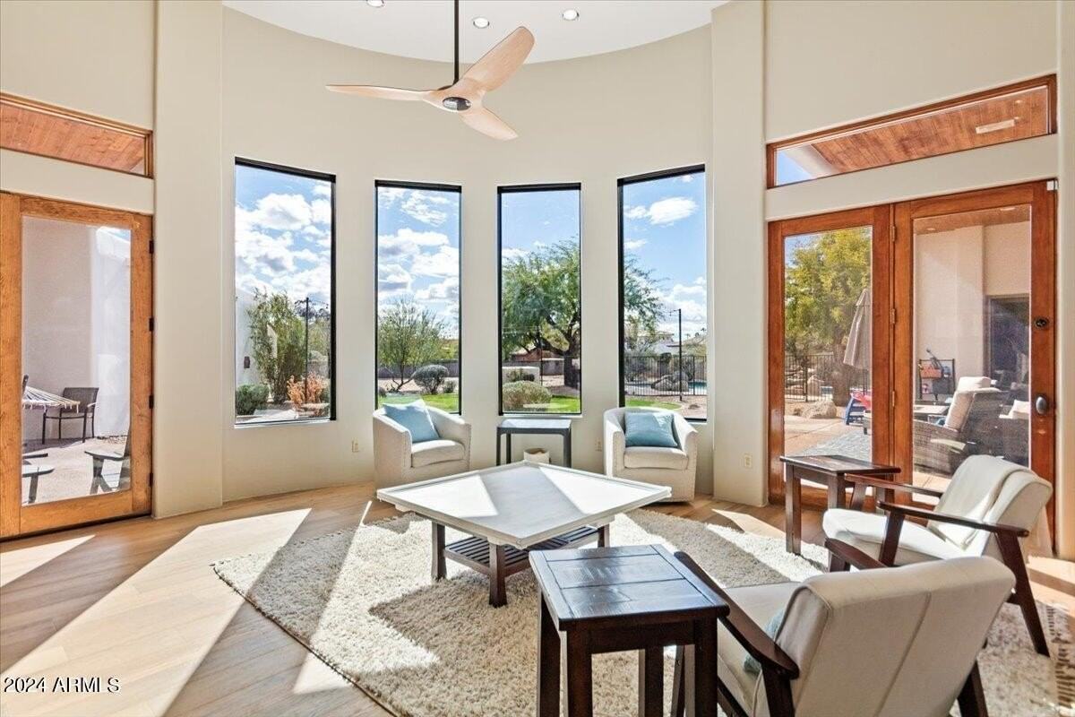 9735 E Cortez St - Photo 6 of 35