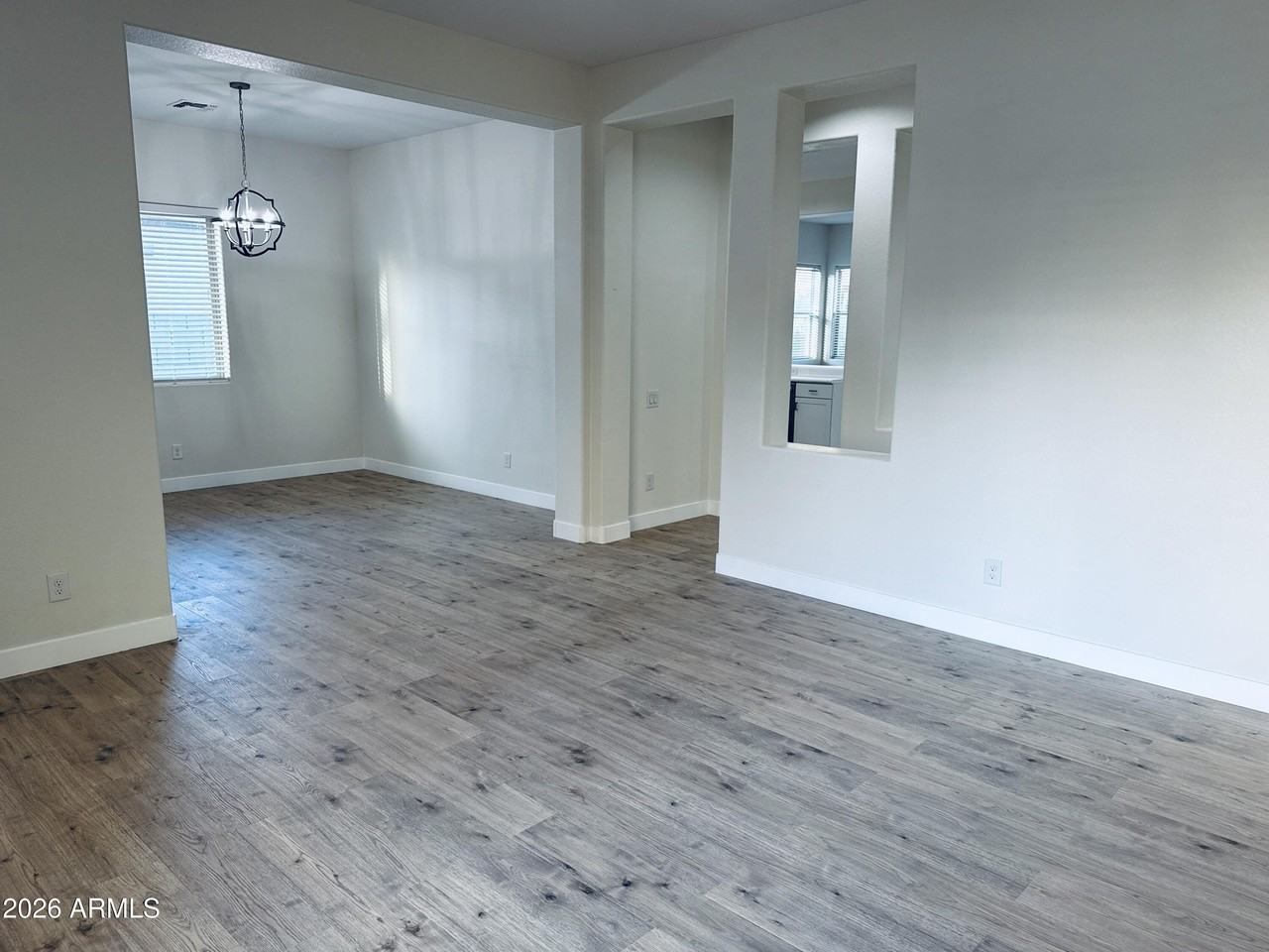 2119 N Pacey Rd - Photo 6 of 24