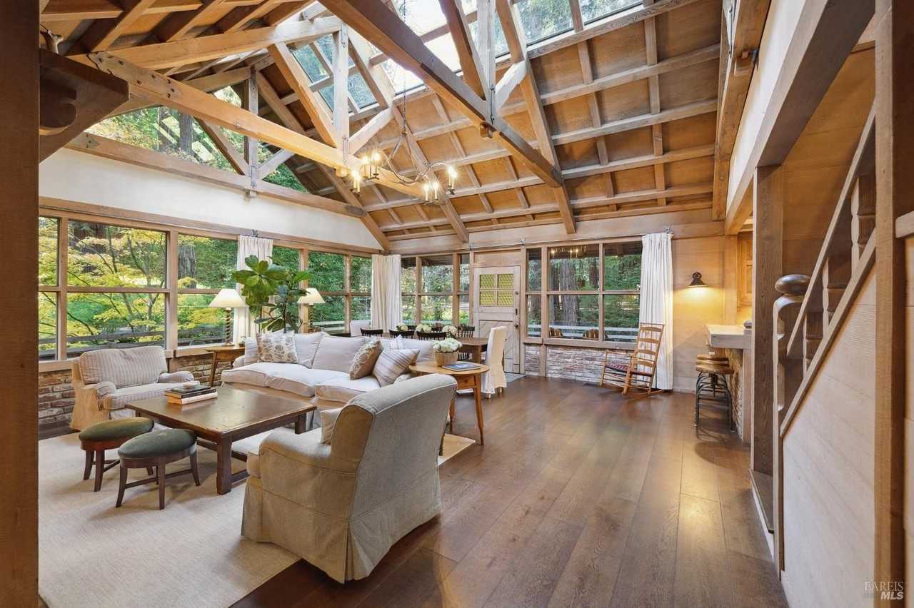 224 Cascade Dr - Photo 3 of 29