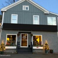 featured image of 402 Park St