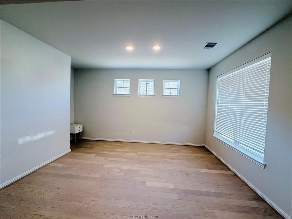 4044 Houberry Loop - Photo 7 of 27