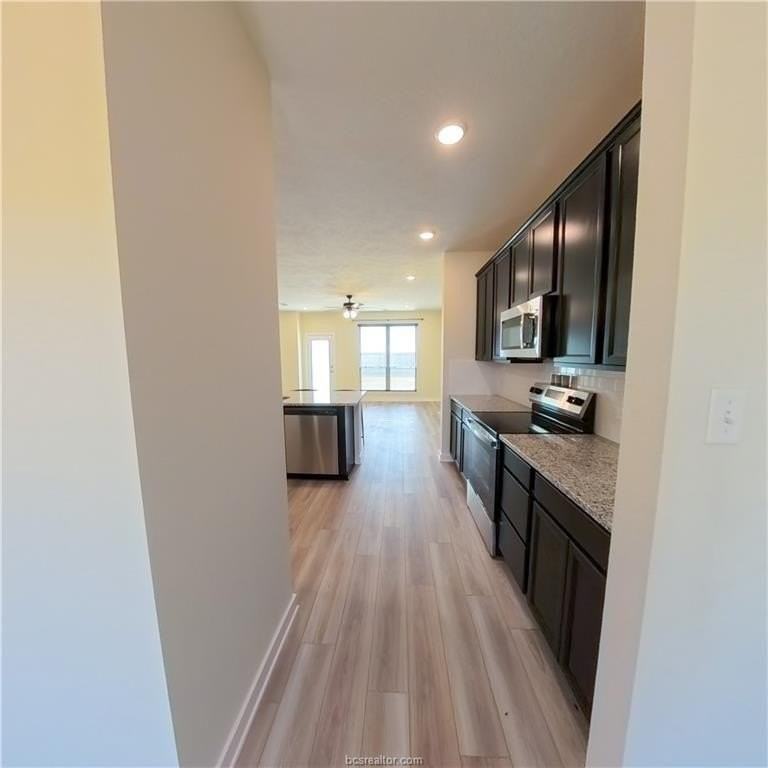 282 Harvest Lake Drive - Photo 4 of 19