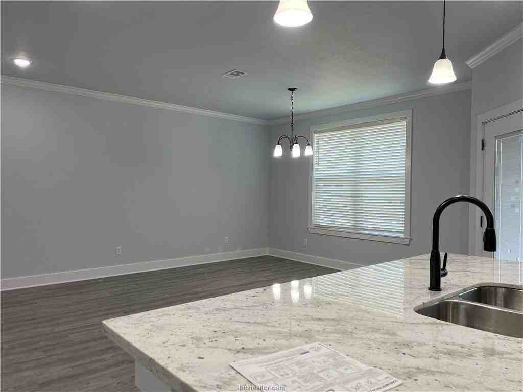 1454 Ailin Dr - Photo 6 of 11