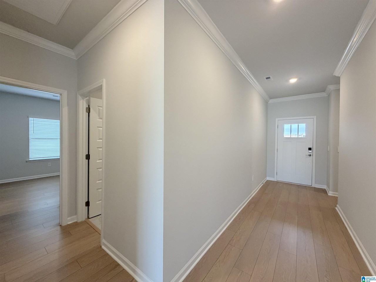 309 Allene Way - Photo 5 of 40