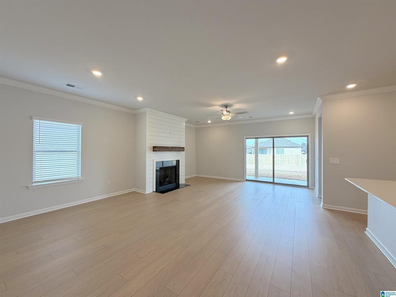 309 Allene Way - Photo 6 of 40