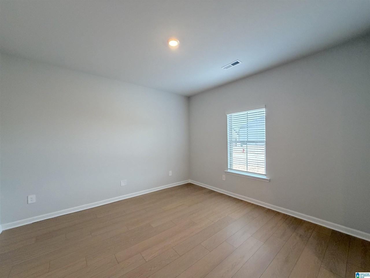 Hampton Bend Cir Se - Photo 6 of 33