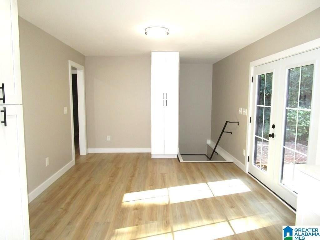 8929 Valleybrook Rd - Photo 6 of 36