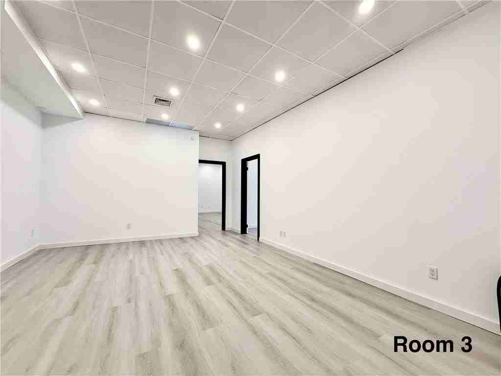 1186 Hylan Blvd #2 - Photo 7 of 11