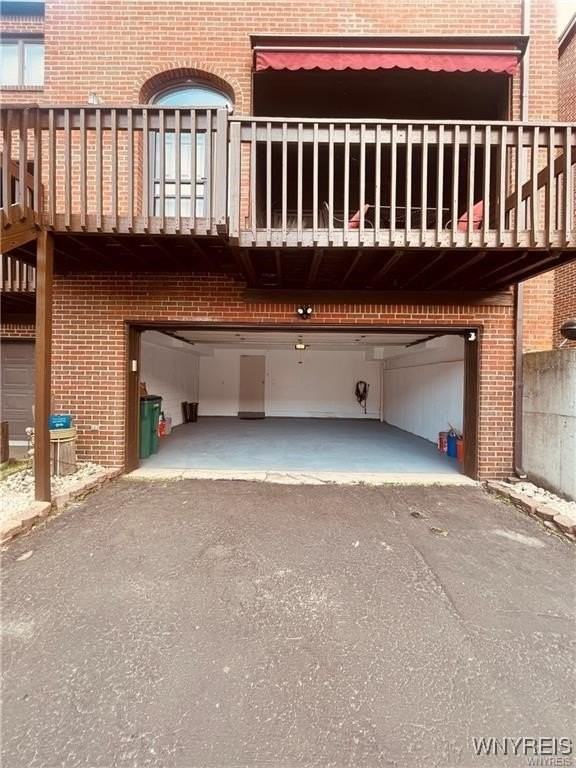 357 Lakefront Blvd - Photo 2 of 20