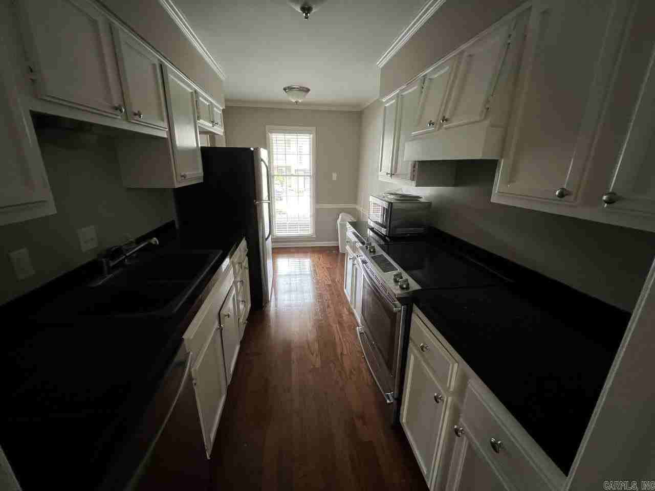 2805 Foxcroft Rd #402 - Photo 6 of 8