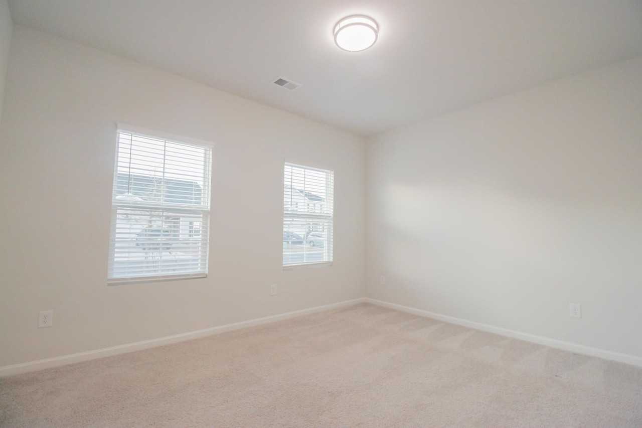 1454 Bellaria Way - Photo 5 of 31