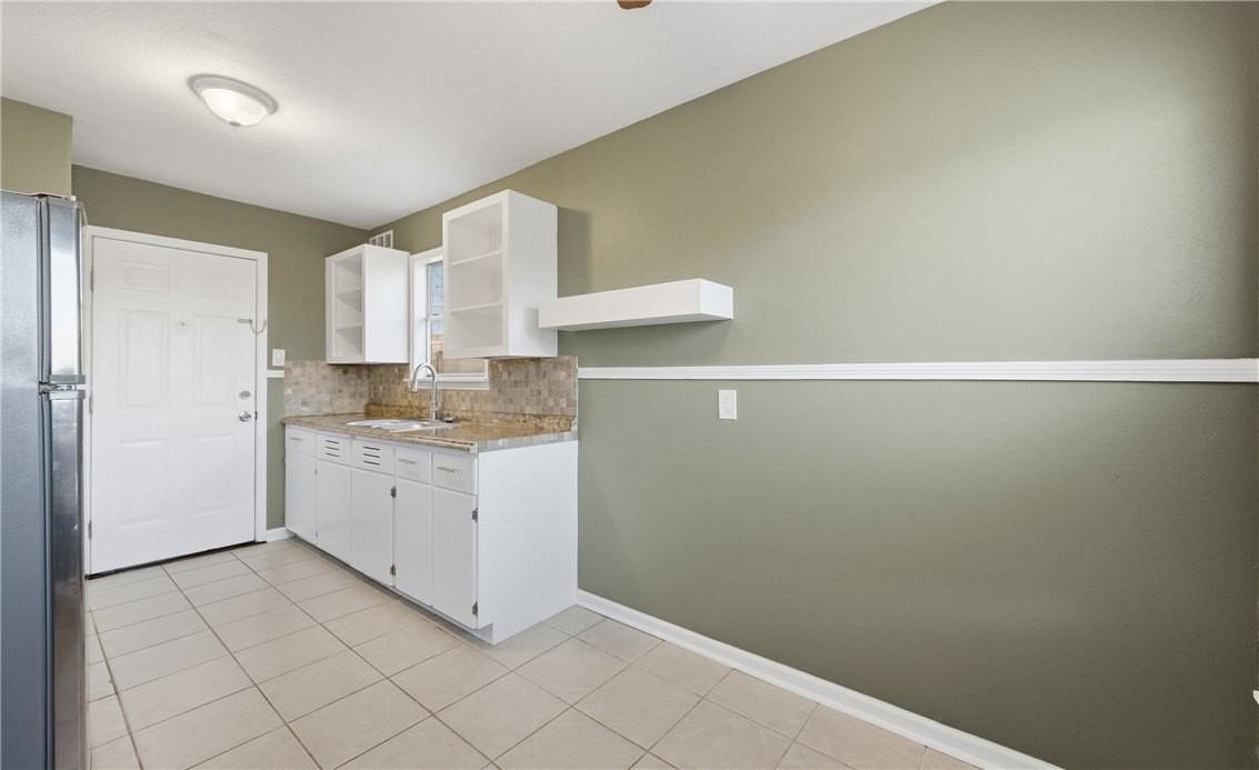 4805 Gabriel Dr - Photo 5 of 17