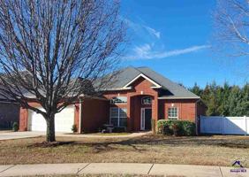 featured image of 902 Post Oak Way