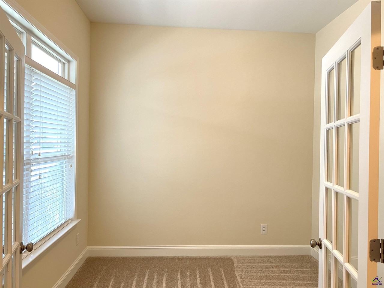 323 Harvest Walk - Photo 4 of 25