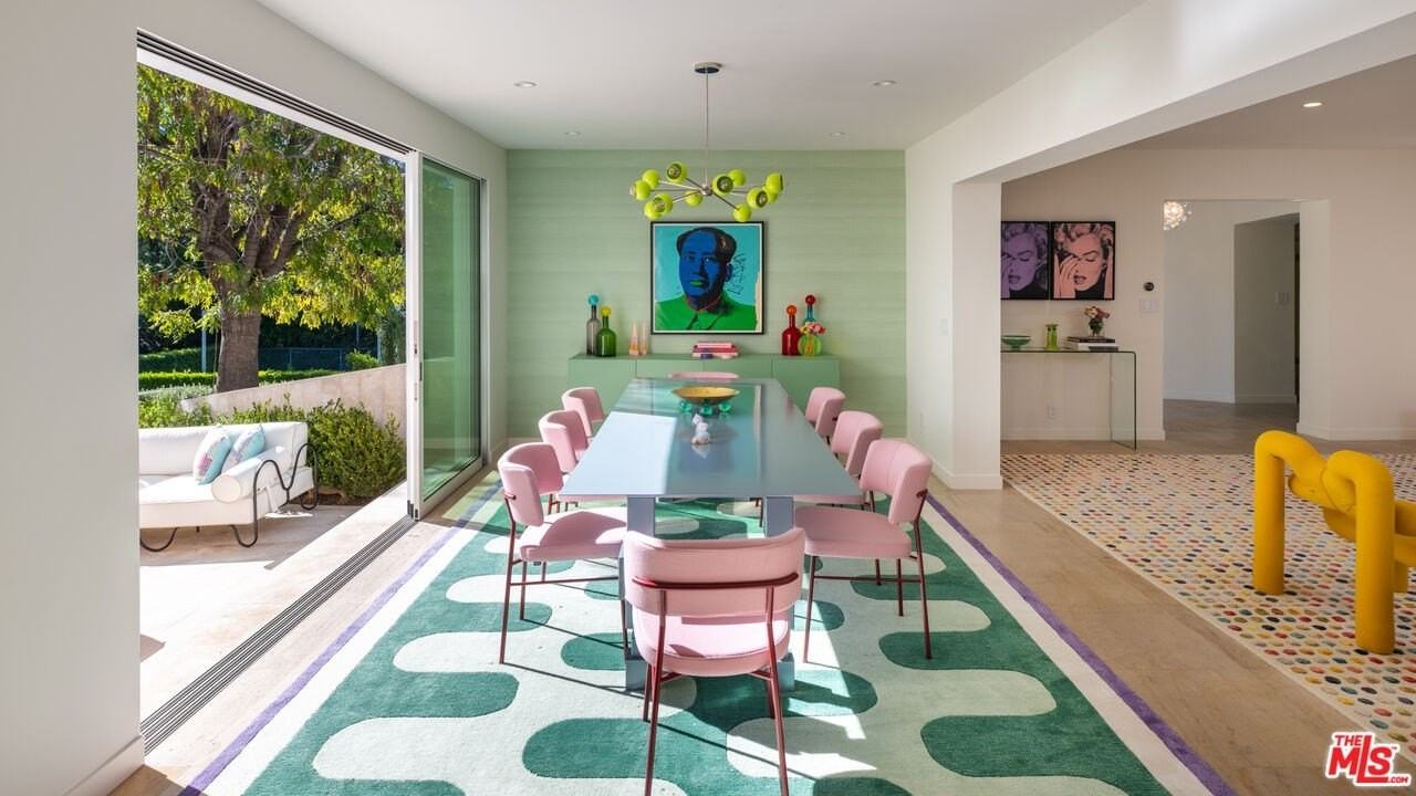 661 Doheny Rd - Photo 6 of 33