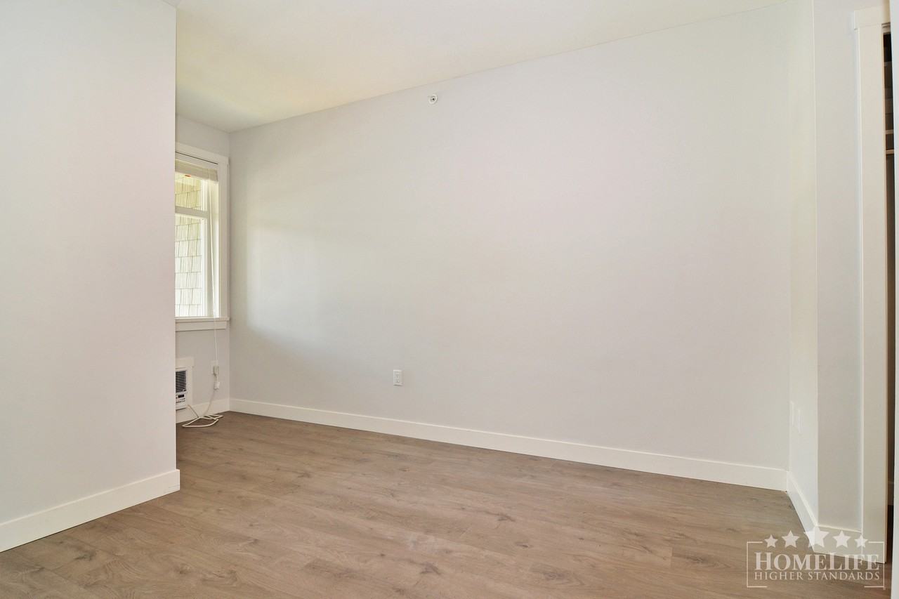 19940 Brydon Cres - Photo 6 of 24