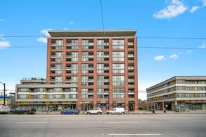 featured image of 2689 Kingsway