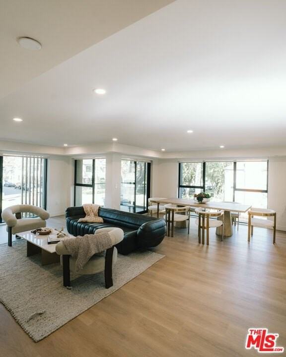 350 N Palm Dr Apt 202 #202 - Photo 4 of 26