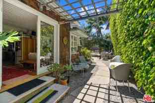 648 1/2 Palms Blvd - Photo 1 of 1