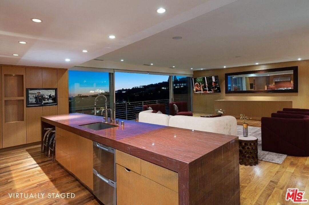 8825 Hollywood Blvd - Photo 3 of 23