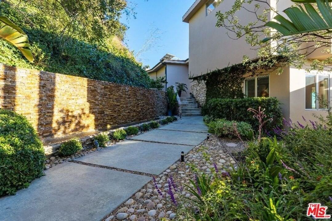 8825 Hollywood Blvd - Photo 6 of 23