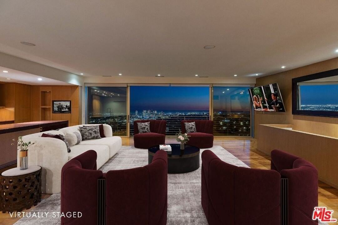 8825 Hollywood Blvd - Photo 7 of 23