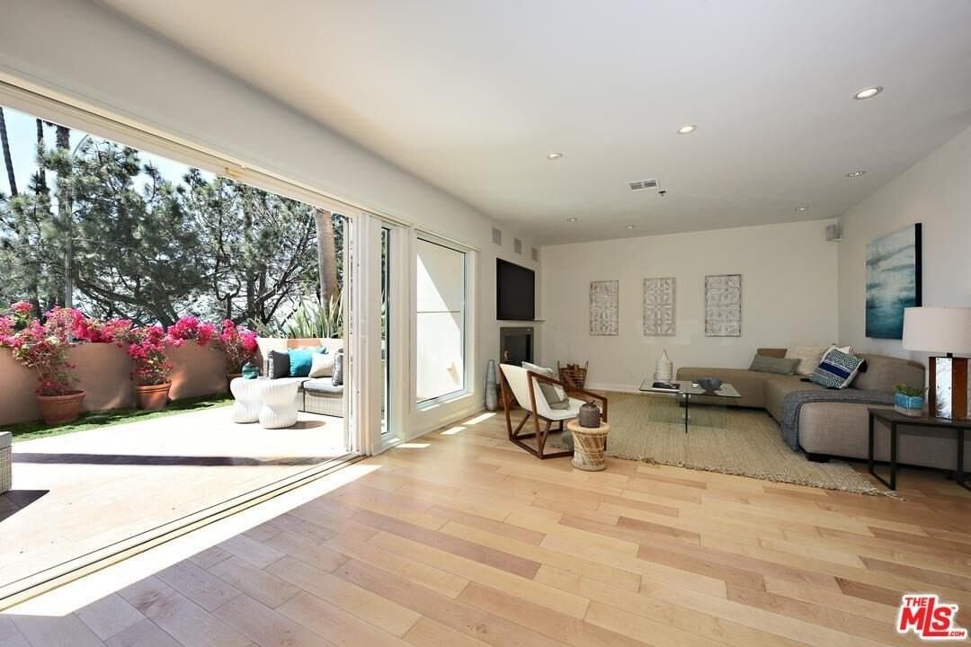 2203 Ocean Ave Unit 102 #102 - Photo 6 of 20