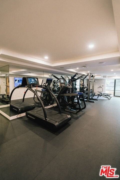 350 N Palm Dr Apt 204 #204 - Photo 5 of 28