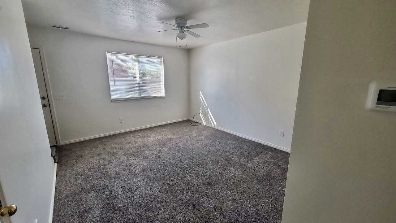 682 Northwest, #680 - Photo 7 of 15