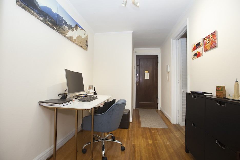 340 W 57th St #7E - Photo 5 of 13