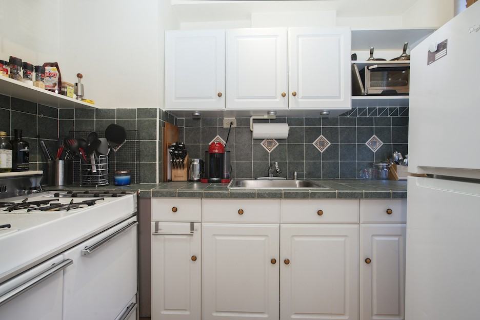 340 W 57th St #7E - Photo 6 of 13