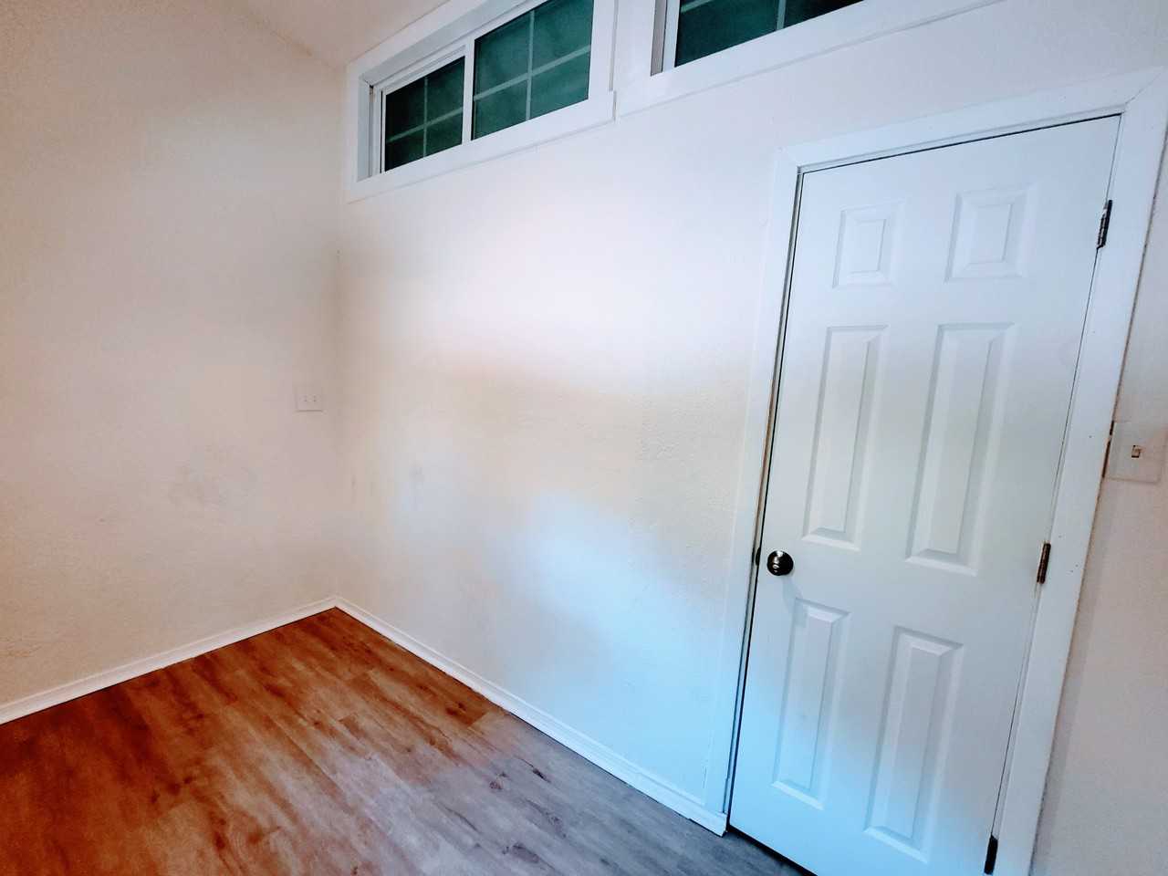 12011 Bell Ave #B3 - Photo 5 of 9