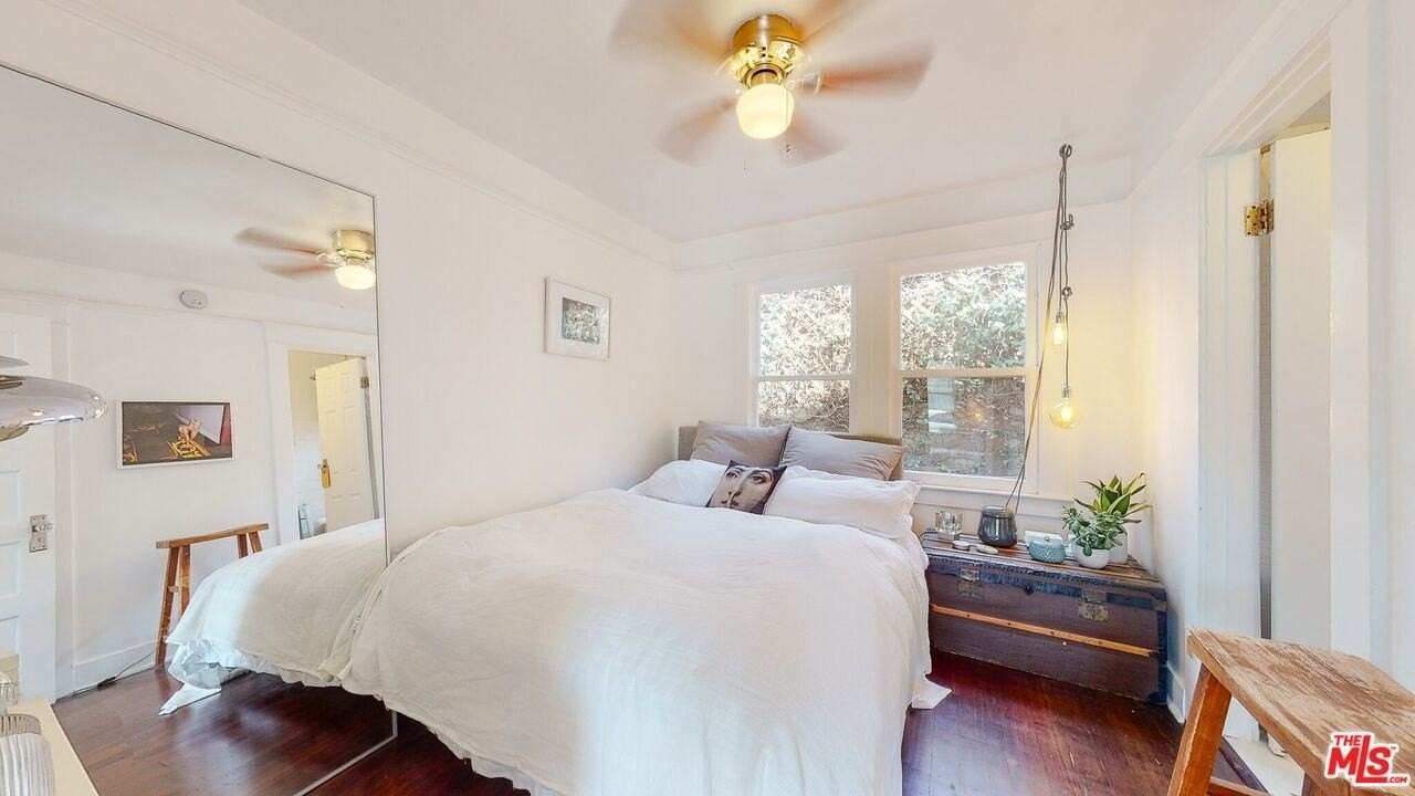 402 N Venice Blvd Apt B #B - Photo 4 of 6