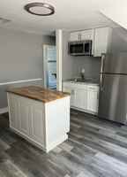 featured image of 32 Tuxedo Ave #3