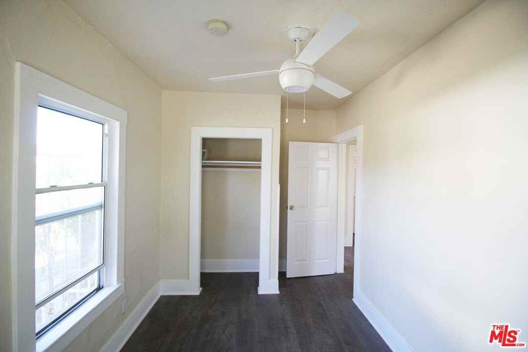 566 N Juanita Ave - Photo 5 of 13