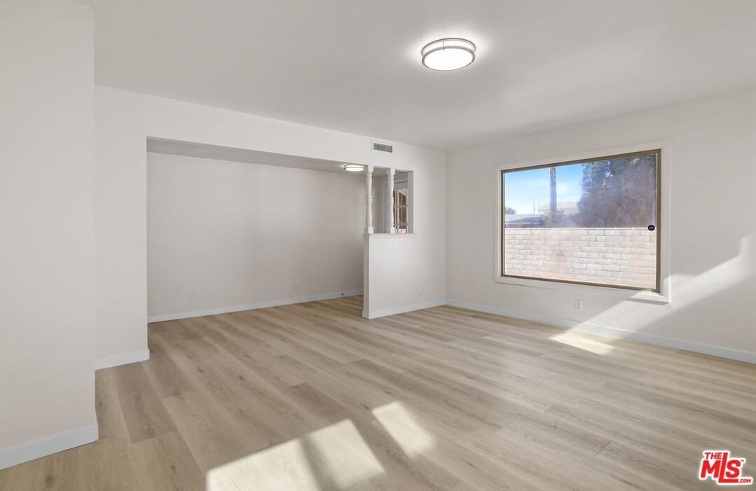 20464 Elkwood St - Photo 4 of 20