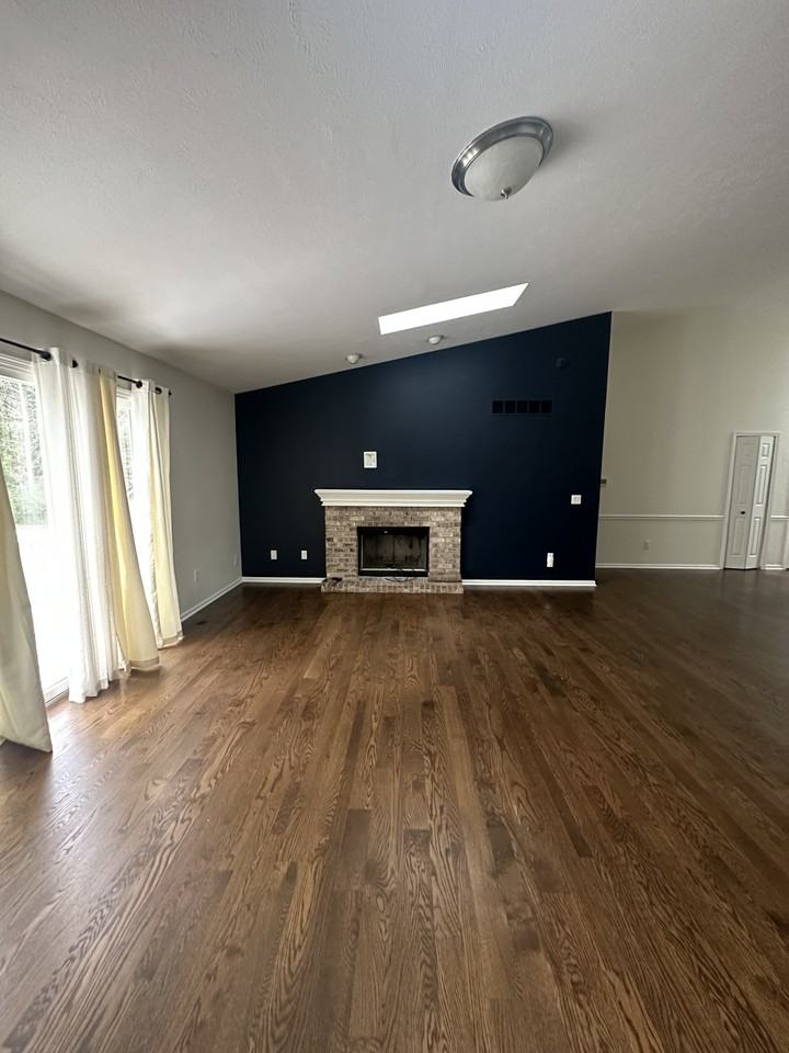 4934 Claredon Pl - Photo 5 of 19