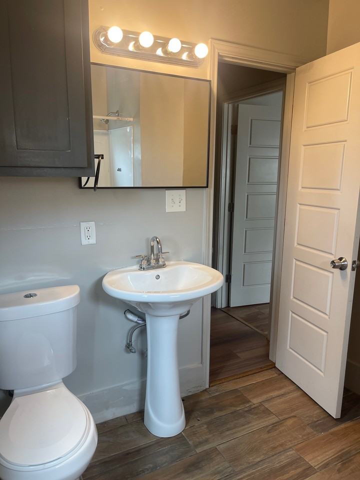 2129 16th St #1 - Photo 2 of 6