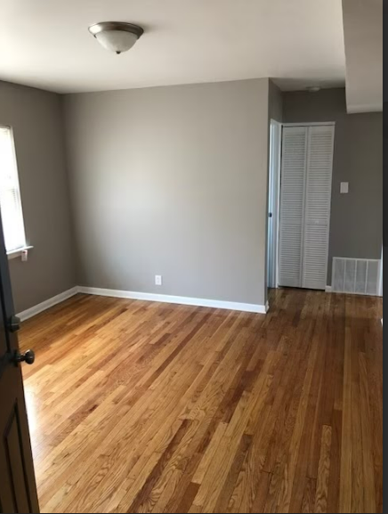 8001 S Hermitage Ave #1A - Photo 4 of 8